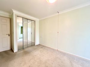 Bedroom- click for photo gallery